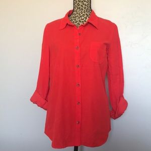 Splendid l/s fine corduroy button down top.